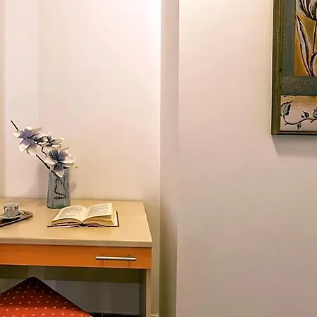Karol Hotel